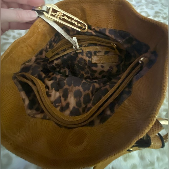 B Makowsky Tan Leather ShoulderBag NWT Beautiful Soft Exterior Leopard Interior - Picture 4 of 9